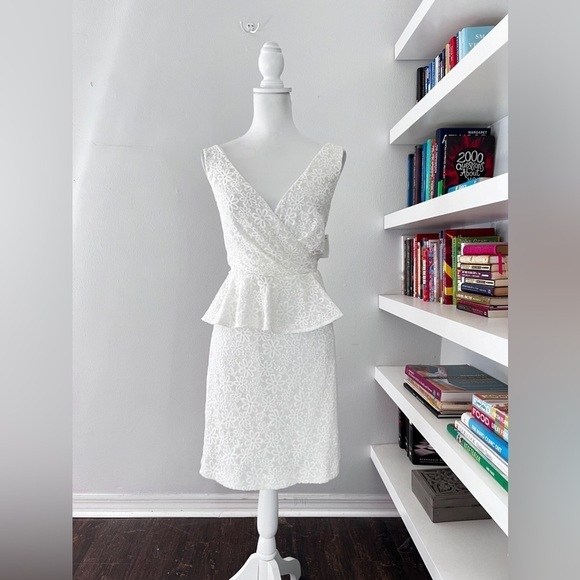 Trina Turk Embroidered White Peplum Sheath Dress Size 14 New with tags - Picture 2 of 15